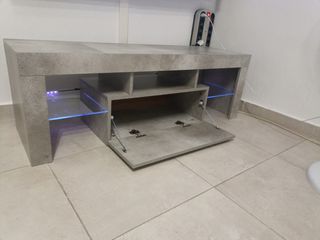 Mueble TV gris piedra