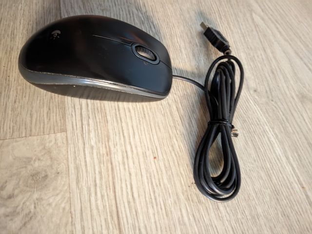 Ratón Logitech USB para PC como nuevo