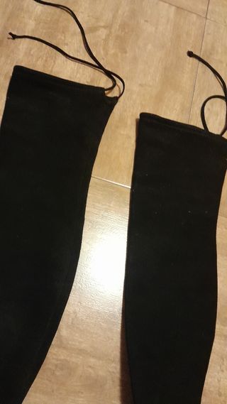 Botas altas negras tacón bajo