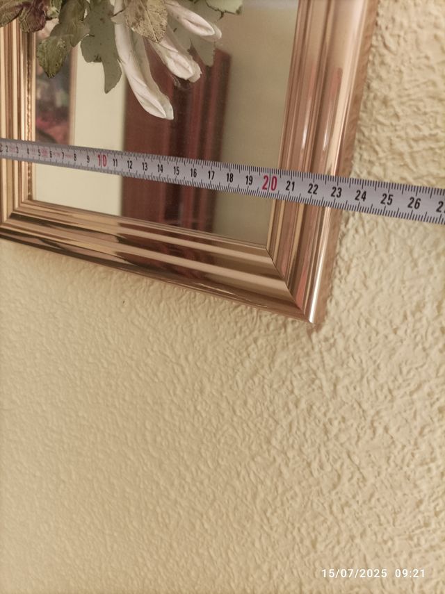 Cuadro artesanal flores cuero