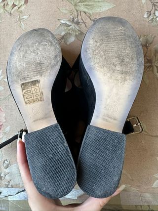 Sandalias negras tacón alto