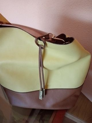 SIN ESTRENAR Bolso marrón-amarillo mujer Parfois

