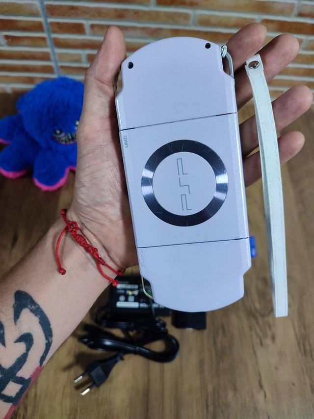 PSP Slim 2004 - lavander purple