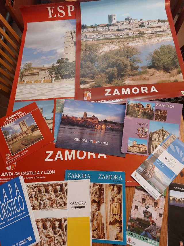 Postales y mapas turísticos Zamora