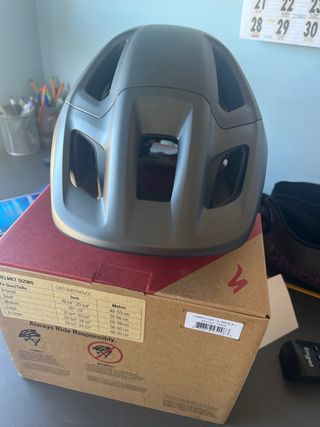 Casco bici Specialized Camber