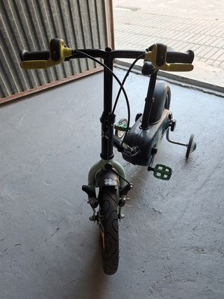 Bicicleta infantil 12" con ruedines