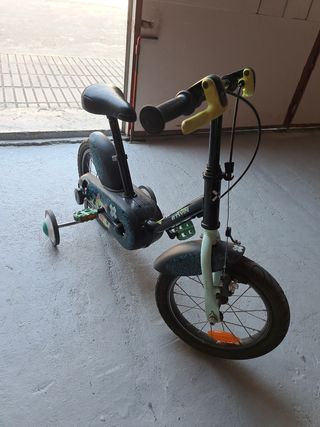 Bicicleta infantil 12" con ruedines