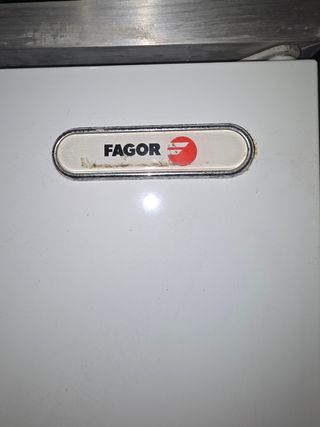 Mini nevera Fagor camping