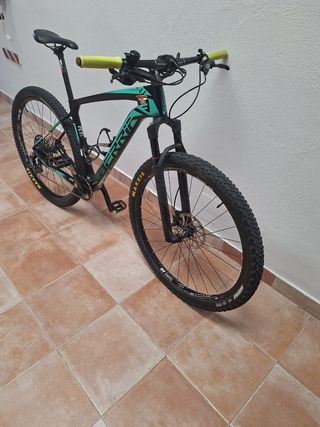 Bicicleta Berria Bravo MTB