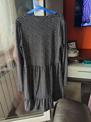 Vestido lunares blanco y negro