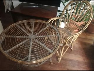 Conjunto mesa y silla de caña - vintage