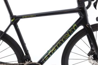 Bicicleta Bianchi Specialissima Di2 12V talla 56 Reacondicionada