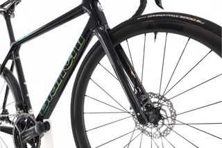 Bicicleta Bianchi Specialissima Di2 12V talla 56 Reacondicionada