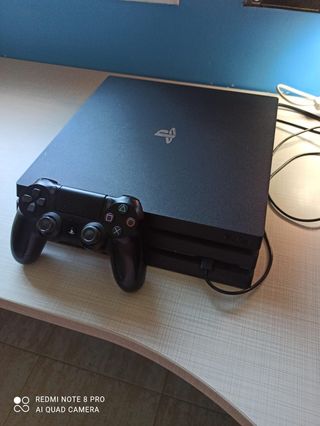 PS4 Pro (PlayStation 4 Pro) negra