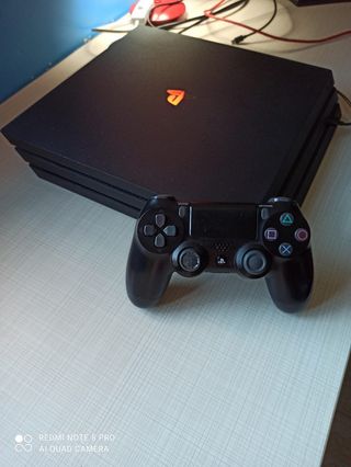 PS4 Pro (PlayStation 4 Pro) negra