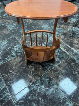 Mesita madera - Revistero