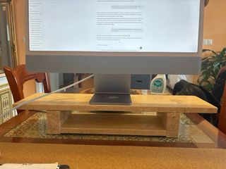 Soporte de monitor en mármol