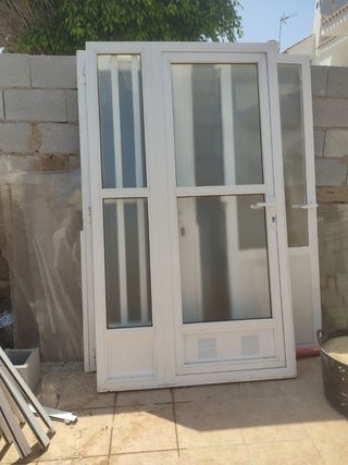 Puerta aluminio exterior