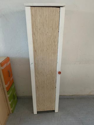 Muebles usados: sofá y sillas