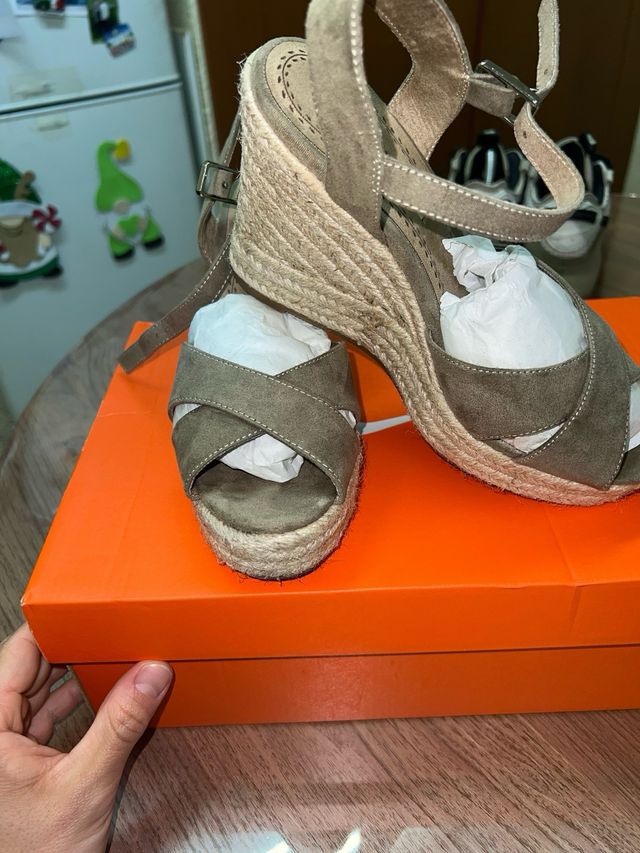 Sandalias CORINA cuña - verdes