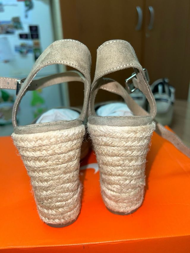 Sandalias CORINA cuña - verdes