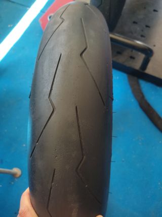Neumático Pirelli Diablo Supercorsa 120/70/17