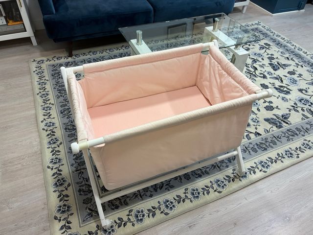 Cuna bebé plegable rosa