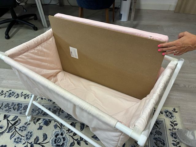 Cuna bebé plegable rosa