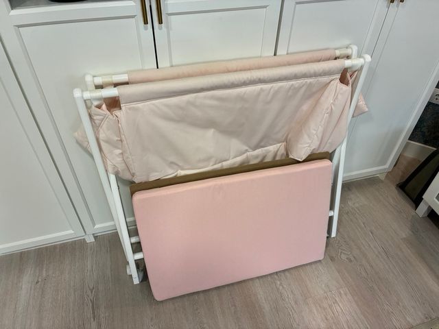 Cuna bebé plegable rosa