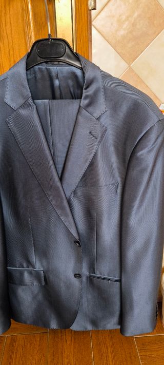 Traje gris hombre - elegante