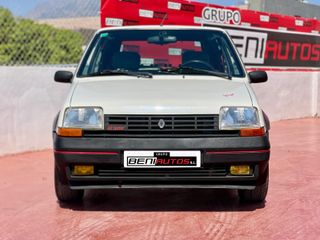 RENAULT R5