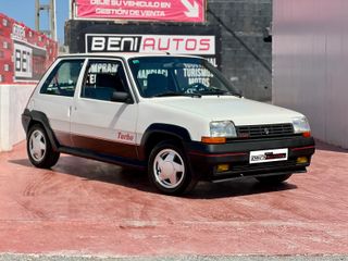 RENAULT R5