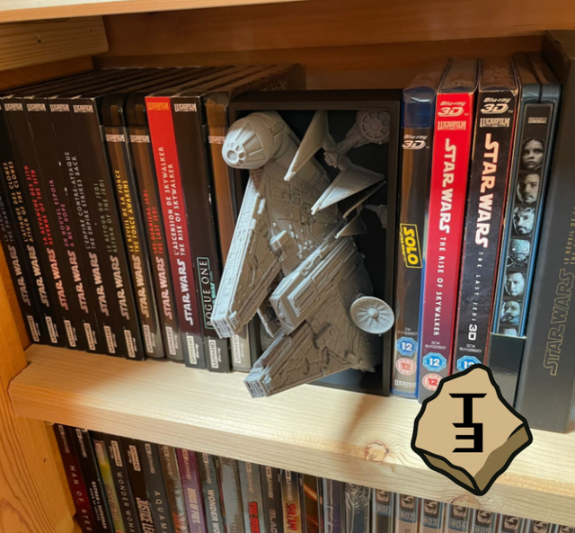 Book nook Star Wars Halcón Milenario pared/estante