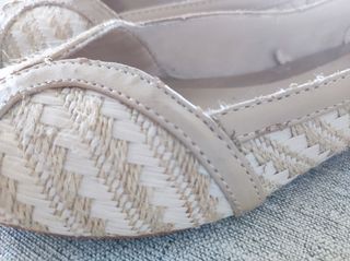 Zapatos planos beige mujer