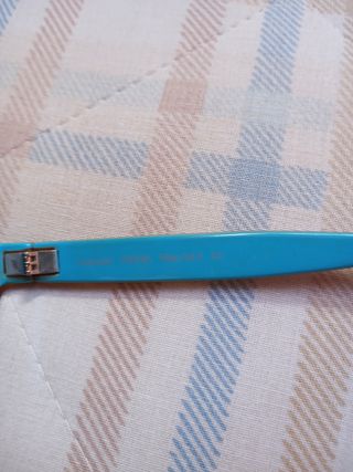 Occhiali INVU nuovi marroni-blu