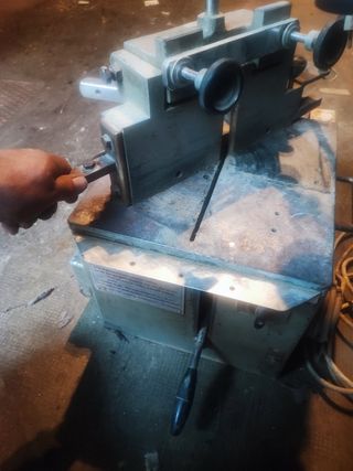 Sierra mesa perfileria aluminio