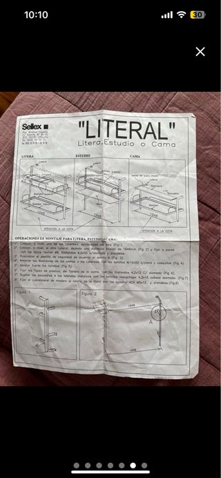Litera blanca metalica con escritorio