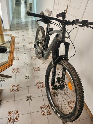 Bicicleta Enduro Focus SAM2 Limited 