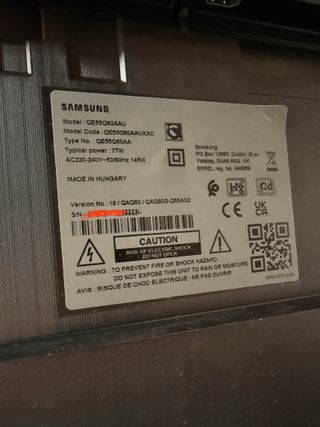 TV Samsung QLED 55" QE55Q60AAU + soporte