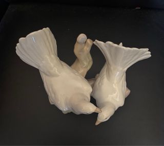 Pareja palomas porcelana 