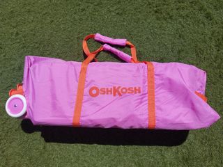 Cuna viaje OshKosh rosa-naranja.