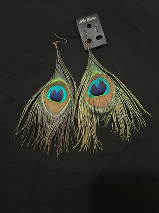 Pendientes plumas pavo real