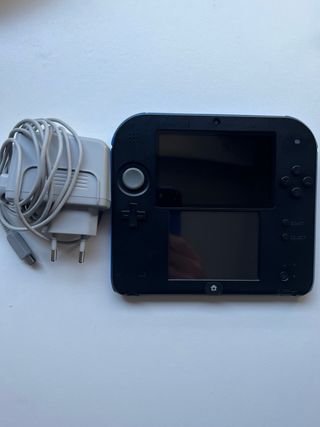 Nintendo 2DS - Nero/Blu