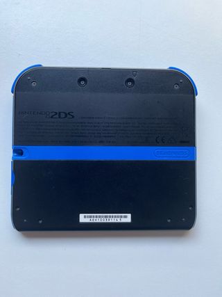 Nintendo 2DS - Nero/Blu