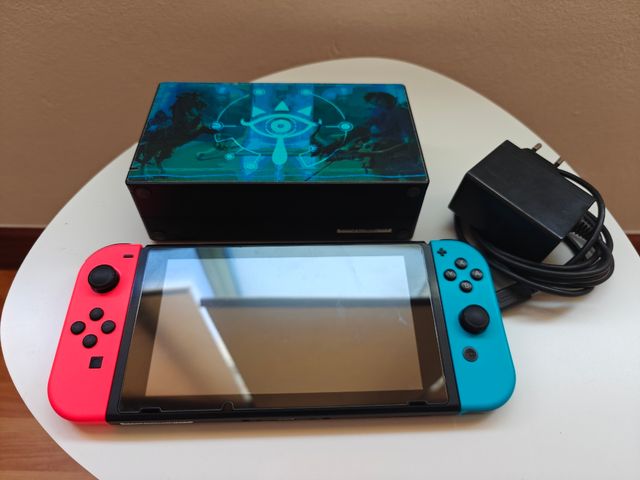 Nintendo Switch - Azul/Rojo