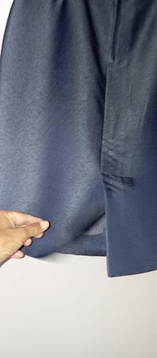 Falda azul seda salvaje