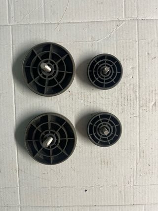 4 Sujetadores Furuno - Tornillos y Palometas