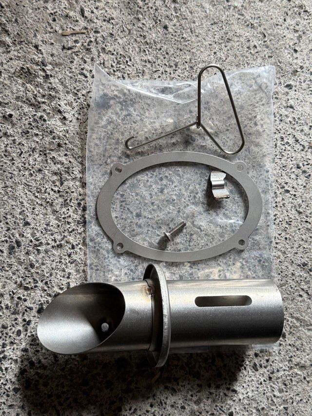 Escape BMW R nine T Titanio