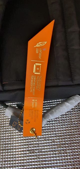 Maletín bandolera y mochila negro