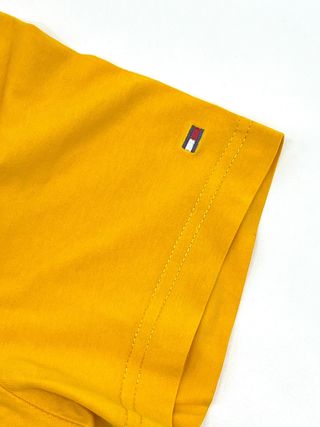 T-Shirt Tommy Hilfiger XL Gialla